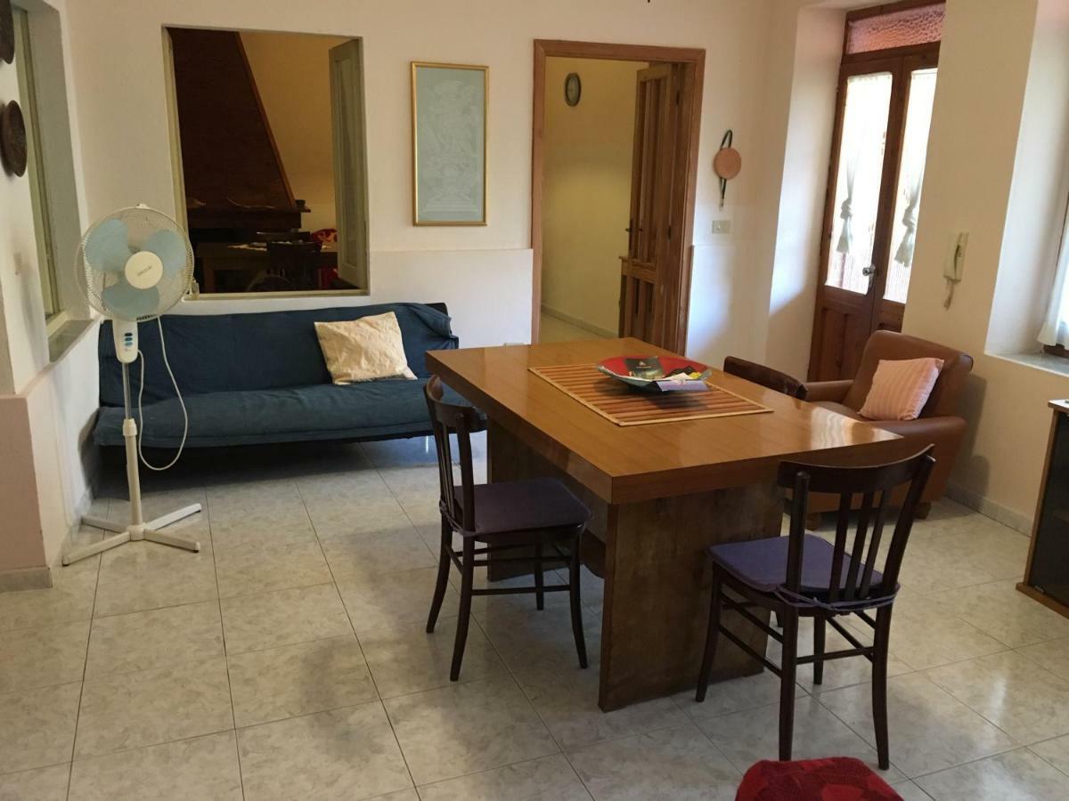 Anna Apartment ヴィッラプッツ エクステリア 写真